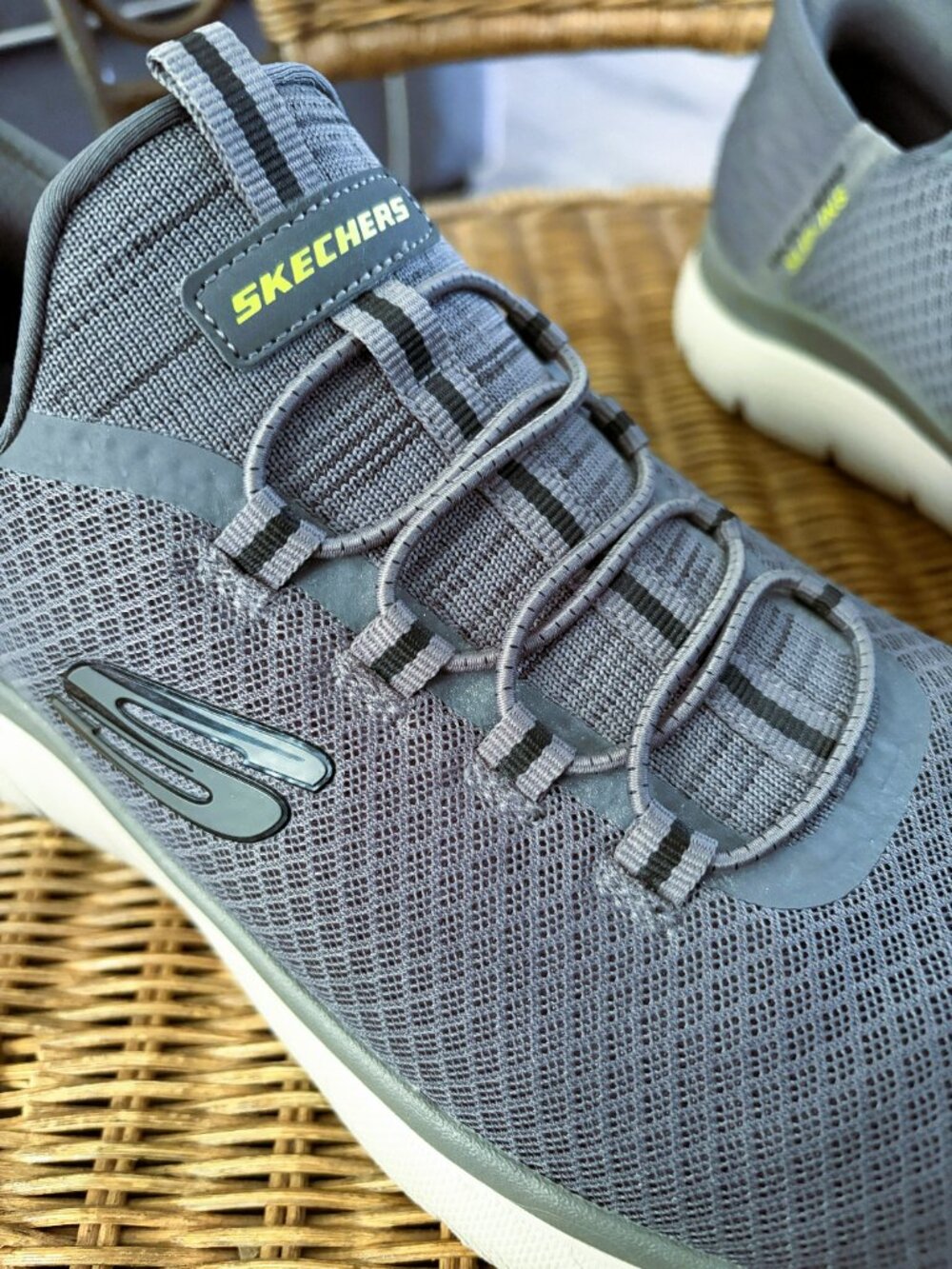 Men's Skechers Shoes 11 M Summits High Range Slip-Ins Walking Shoes Gray - Picture 4 of 6
